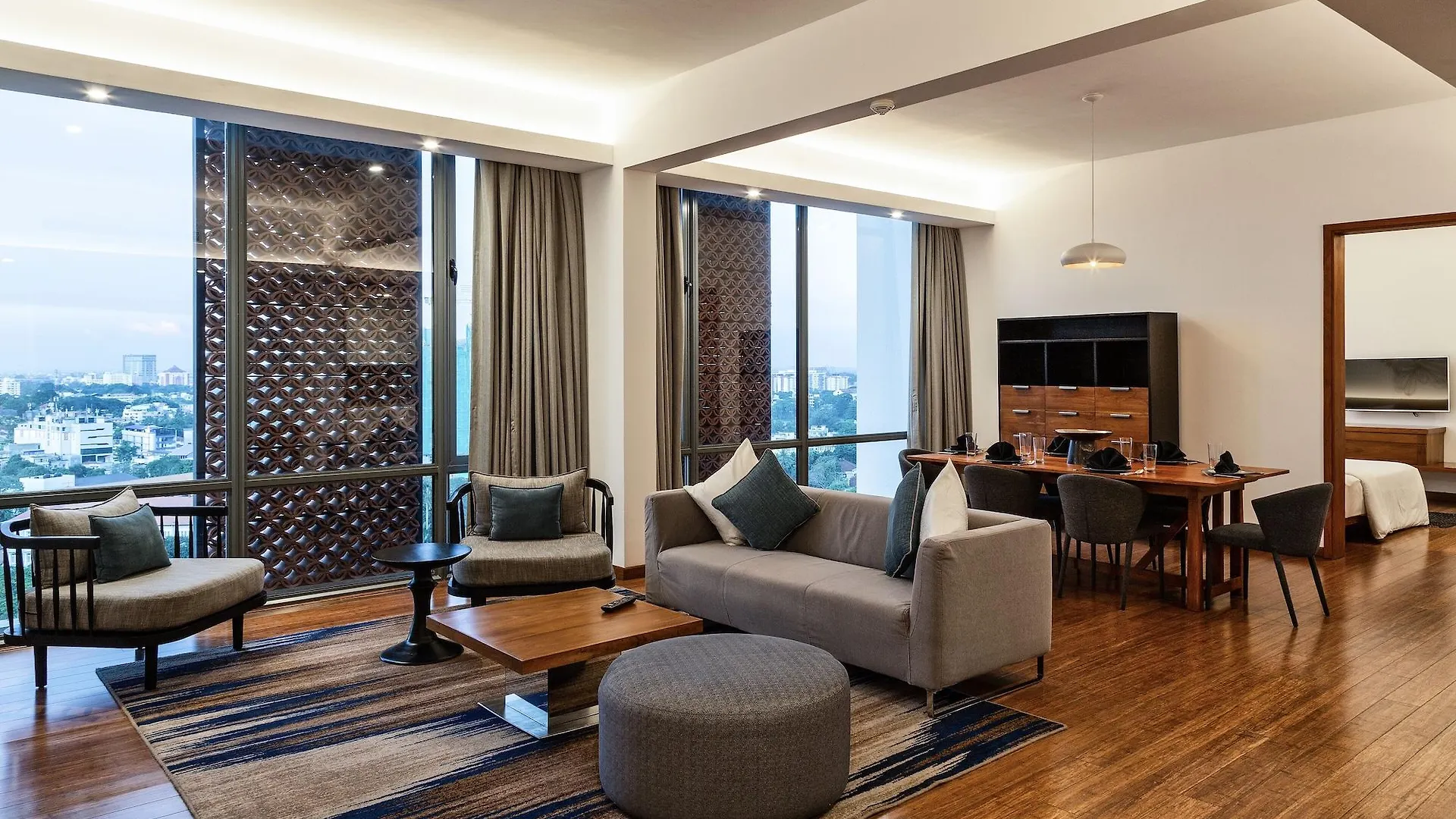 Jetwing Colombo Seven Hotel 5*,  Шри-Ланка