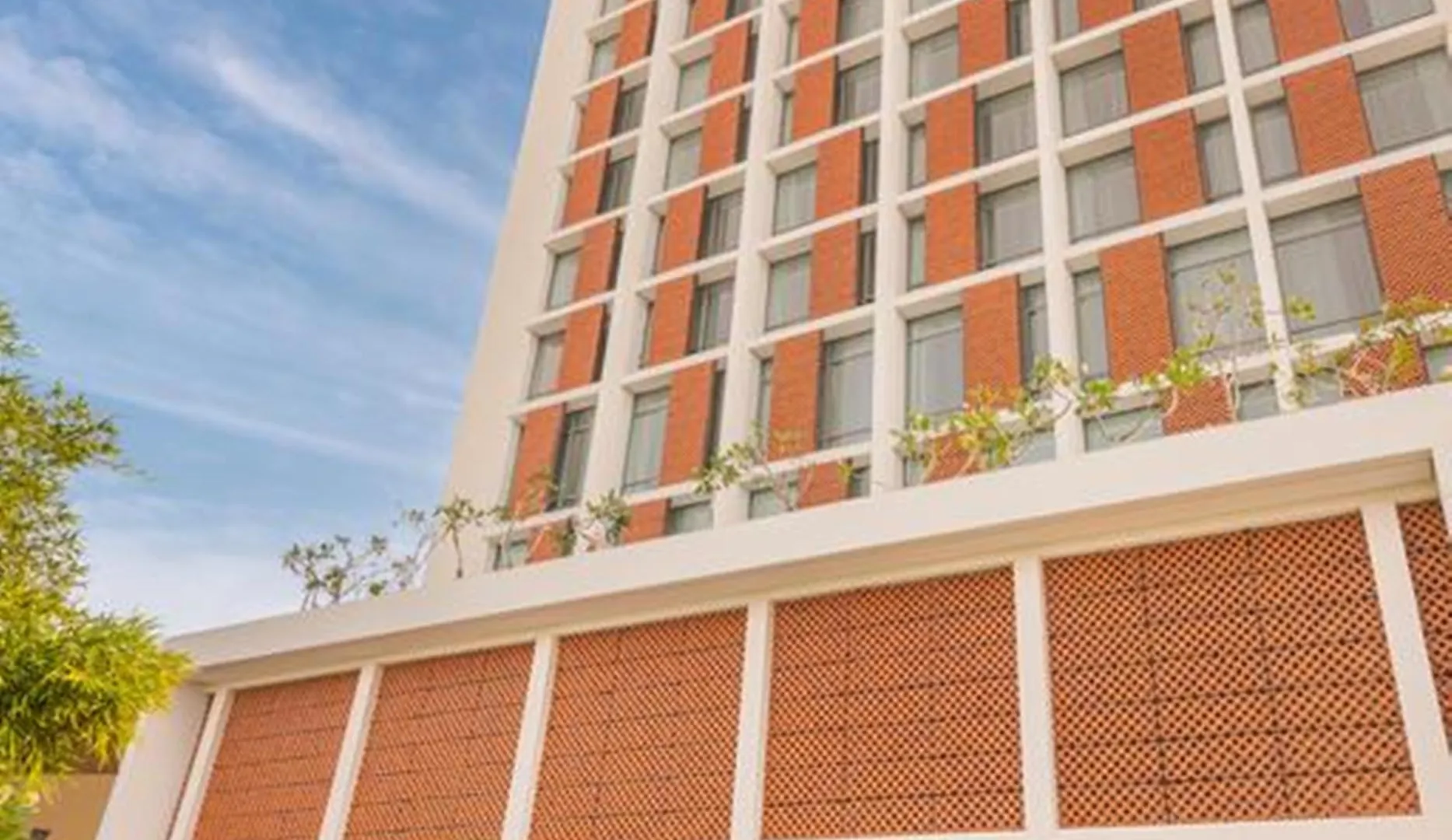 Jetwing Colombo Seven Hotel