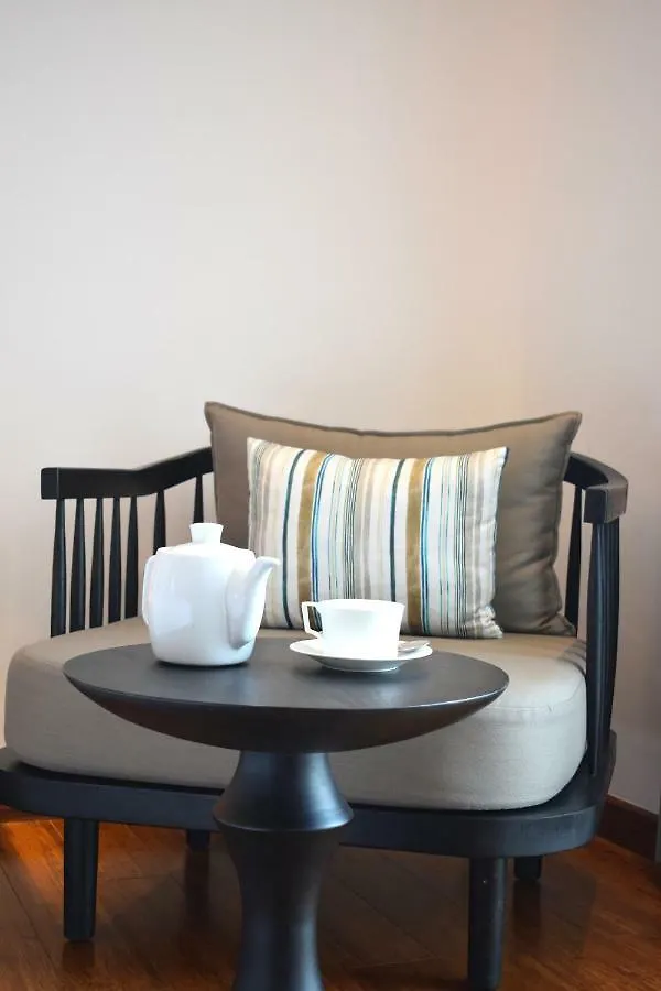 Jetwing Colombo Seven Hotel